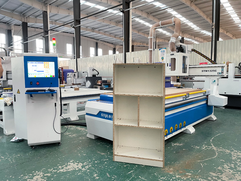 4x8 用于櫥柜制作的數(shù)控木工雕刻機 4x8 用于櫥柜制作的數(shù)控木工雕刻機